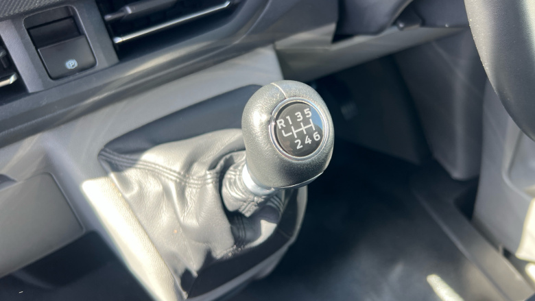 Ford Transit Custom 300 L1 Diesel Fwd 2.0 EcoBlue 136ps H1 Van Limited